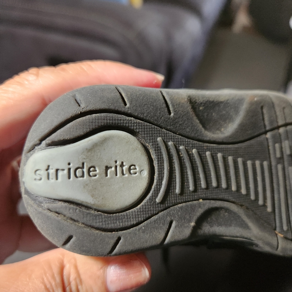 Stride rite shoes - Picture 6 of 6